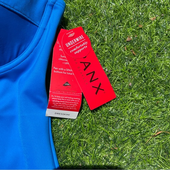 SPANX Retro Dresskini Underwire Swim Top Blue size 10 new with tags beach Vegas - Picture 4 of 7